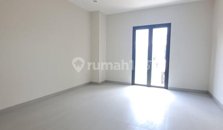 House in BSD Kencanaloka 2