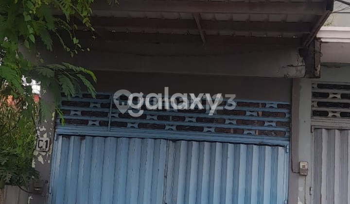 Strategically positioned shop houses are highly attractive to consider as business locations.