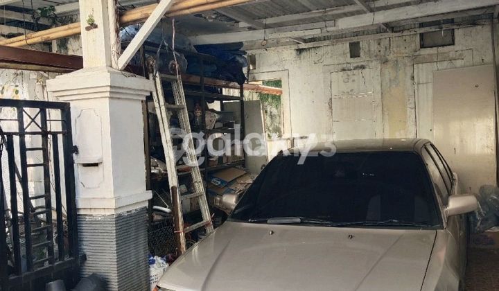 Rumah Dengan Potensi Emas, Siap Renovasi, Siap Jadi Idaman! 1