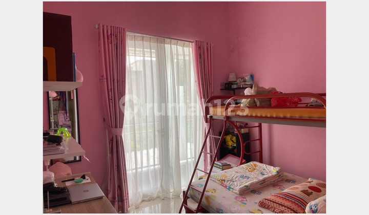 kamar tidur rumah mewah 2 lantai sentul