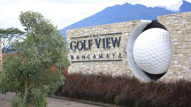 tampak depan kavling nempel golf rancamaya golf