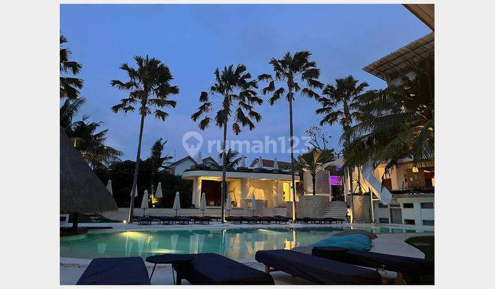 Day Club Hotel Canggu Bali Famous Strategis Occupancy tinggi