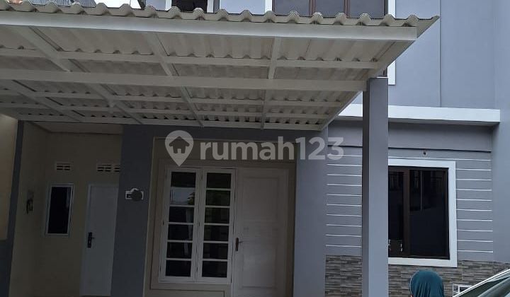 Jdnt038 Disewakan Rumah Kota Wisata