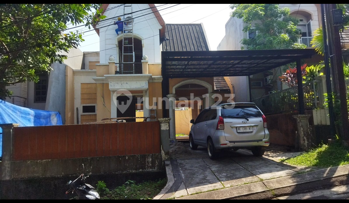 For Sale: Riverside Golf Hill House 2