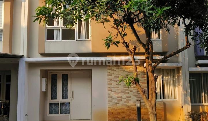 Dijual Cepat Rumah Cantik 2 Lantai di Cluster Thomson, Gading Serpong