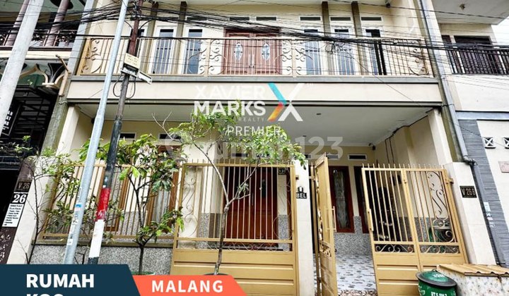 Active Fully Furnished Boarding House on Sigura-gura Street, Malang, Near UB