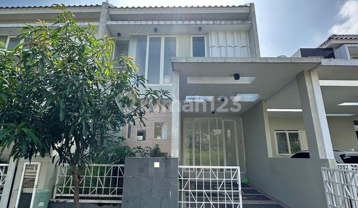 Rumah Baru 2 Lantai Minimalis di Villa Puncak Tidar Malang