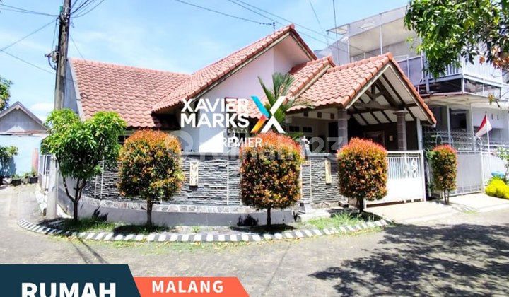 Rumah Hook Terawat di Griyashanta Malang