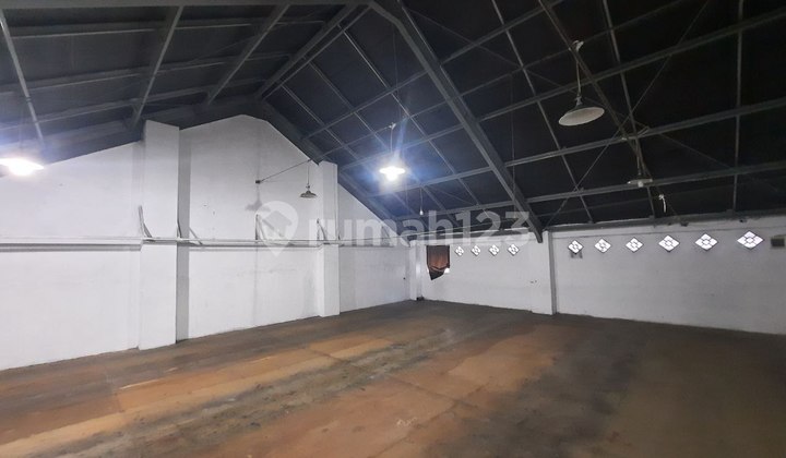 Rumah + Ruang Usaha Kawasan Nyaman di Graha Dewata Malang 2