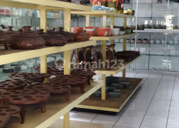 Commercial Area Shop House Near Ub in Mayjend Panjaitan Malang 2