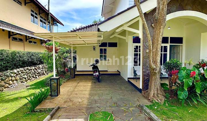 Fully Furnished Villa in Abdul Gani Atas Batu Malang 2
