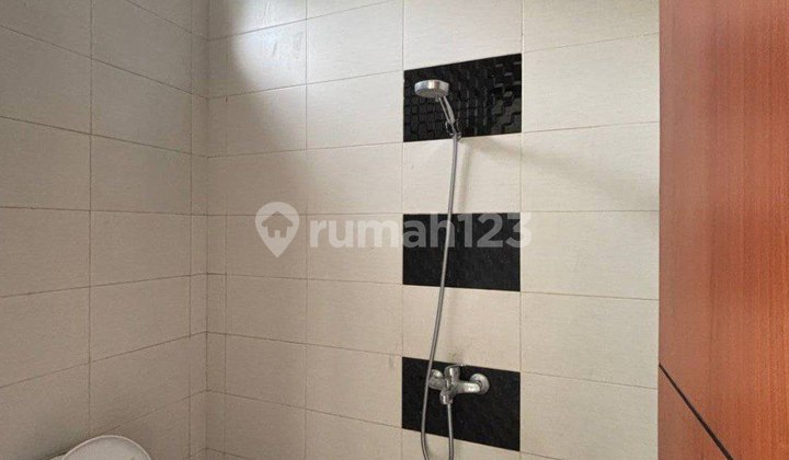 New House with Mountain View in Batu Panorama 2