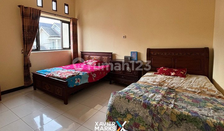 Tourism Area Villa House on Jl Iman Bonjol Batu Malang 2