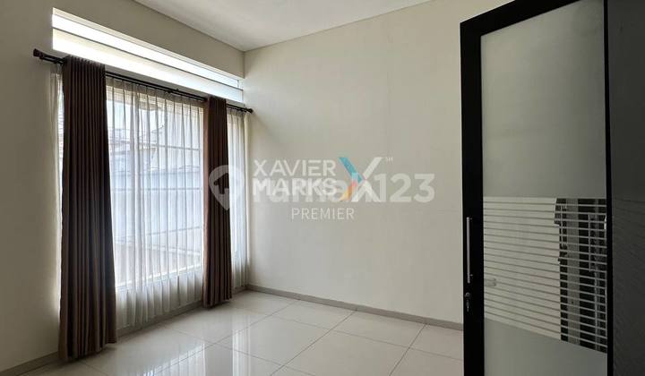 Premium Luxury House Near City Center in Bukit Dieng Malang 2