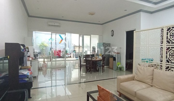 Rumah Modern Minimalis di Dieng Malang 2