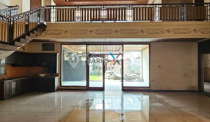 House Near City Center on Jl PB Sudirman Malang 2