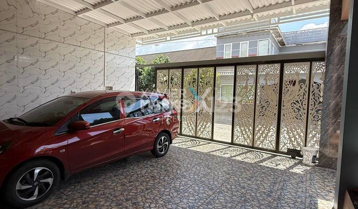 Modern Minimalist Furnished House in Blimbing, Malang 2