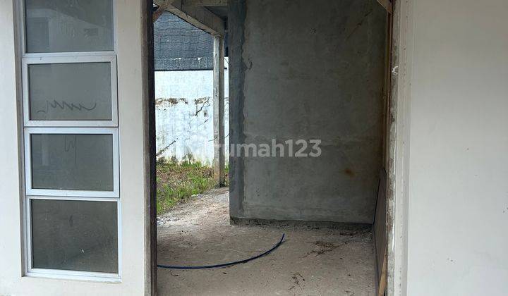 foto lainnya rumah hook tengah 2 lantai