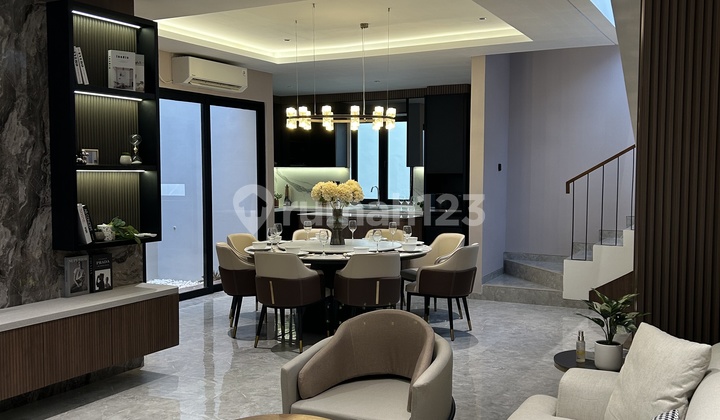 Rumah 2 Lantai Teakwood- One Stop Living. Dekat Dengan Top 100 2