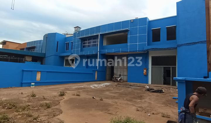 Ampar Stone Warehouse Strategic Location Near the Port