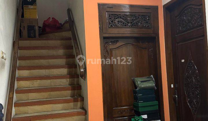 Dijual Rumah Design Dengan Kayu Jati Gaya Tradisional Di Matraman 2