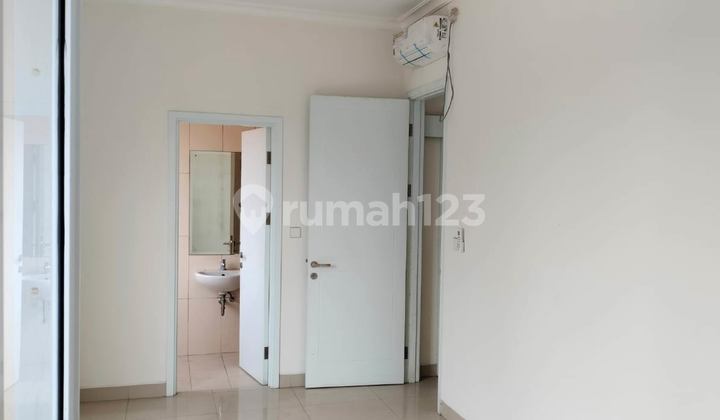 Dijual Rumah anti Banjir Kawasan Mandiri JGC Cluster La Siene 2