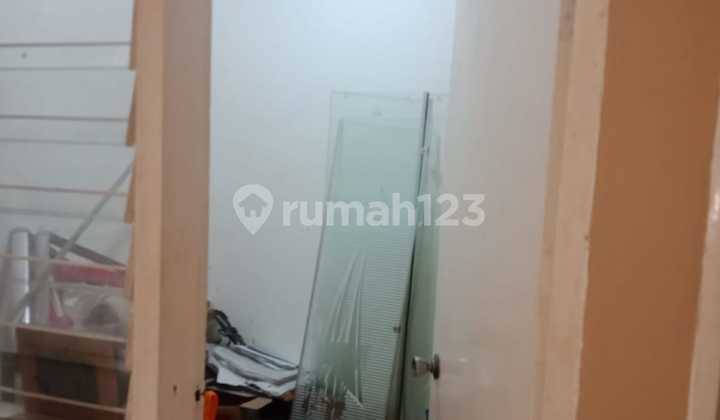 Dijual Rumah 2 1/4 Lantai Siap Huni Baru Full Renov di Perum Taman Pulo Indah Jakarta Timur 2