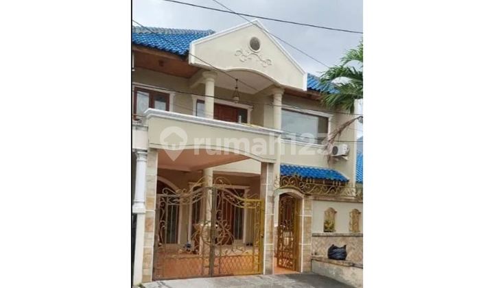 For Sale Hook House in Taman Pulo Indah, Close to East Jakarta Mayor's Office 1