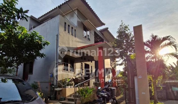 Dijual Rumah Asri cocok untuk Rumah Tinggal & Kost Di Duren Sawit Dijual Rumah Asri cocok untuk Rumah Tinggal & Kost Di Duren Sawit