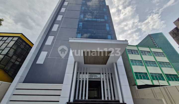 Gedung Baru Grand Mampang , Mampang Prapatan Jakarta Selatan