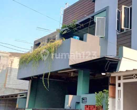 Rumah 2 Lantai Di Harapan Jaya Bekasi