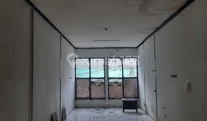 FOR RENT: 2-STORY SHOPHOUSE IN PONDOK KELAPA, EAST JAKARTA 2