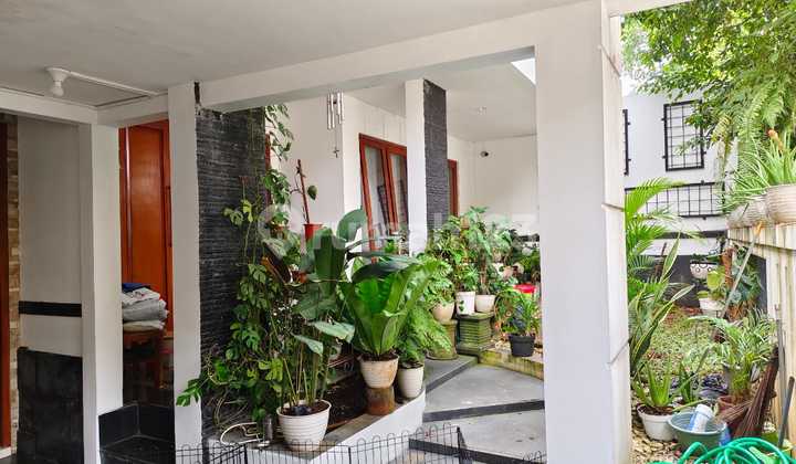 Beautiful House in Raffles Hills Cibubur Cimanggis Depok