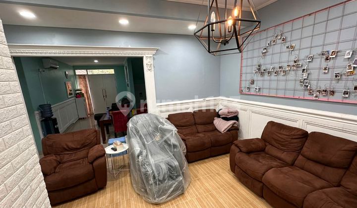 For Rent 2-Story House Sumarecon Bekasi Bluebell Cluster Flood-Free For Rent 2-Story House Sumarecon Bekasi Bluebell Cluster Flood-Free