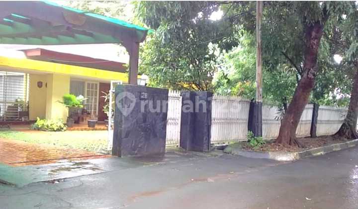 Dijual Cepat Rumah di Patra Kuningan Jakarta Selatan