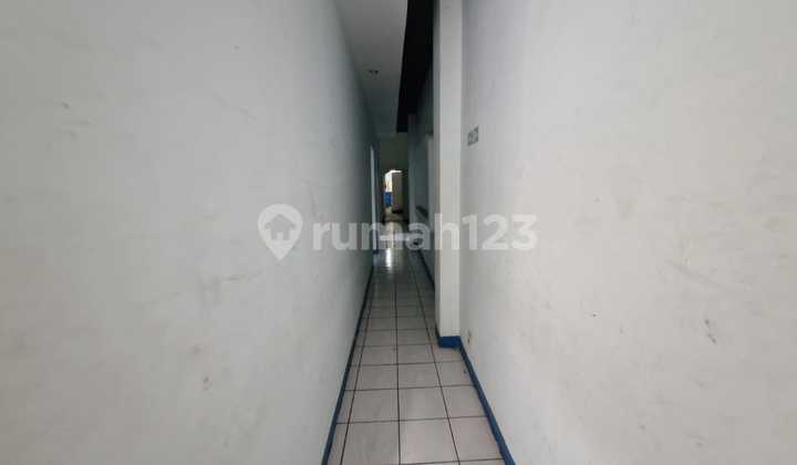For Rent Exclusive 4-Storey Shophouse, Radin Inten, Buaran, East Jakarta For Rent Exclusive 4-Storey Shophouse, Radin Inten, Buaran, East Jakarta
