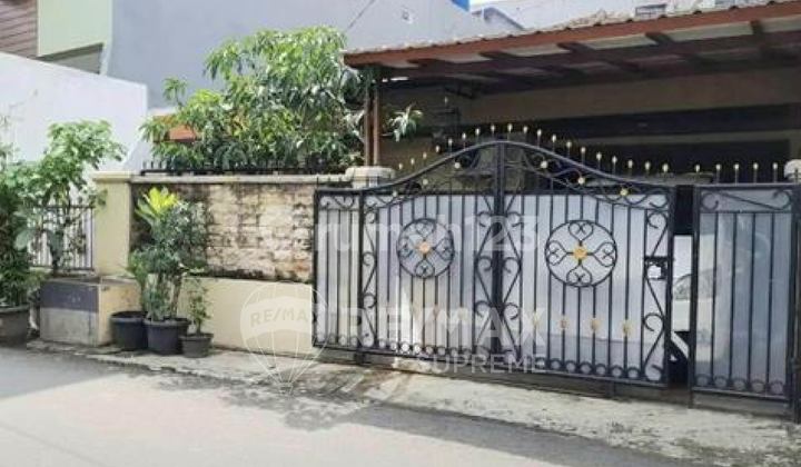  Rumah 5Br siap huni di  dekat Mall Gandaria City kebayoran lama 