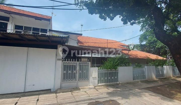 Dijual Rumah Cocok Untuk Usaha Di  Kebayoran Baru Jakarta Selatan 1
