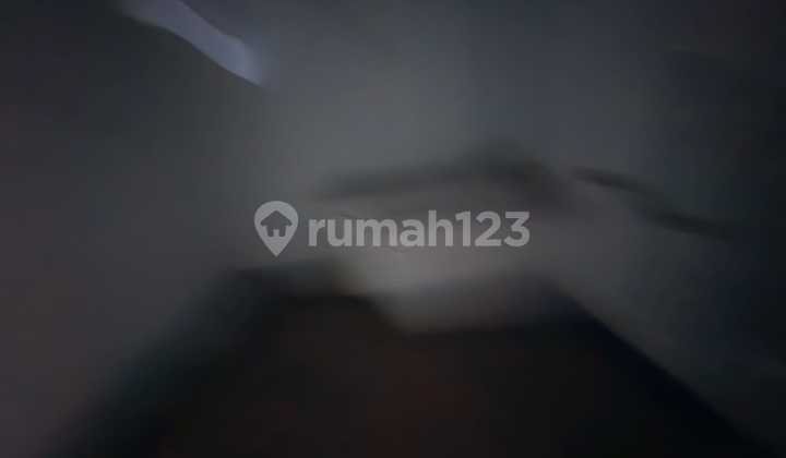 For Sale: Exclusive 4-Story Commercial Building in Radin Inten, Buaran, East Jakarta 2