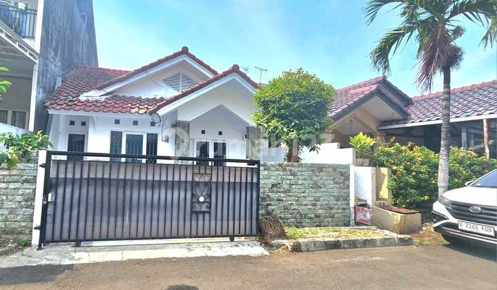 Quick Sale House in Bulevar Hijau Harapan Indah Bekasi Quick Sale House in Bulevar Hijau Harapan Indah Bekasi