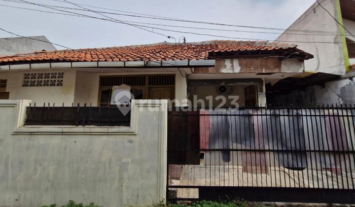 Jual Kontrakan 6 Pintu Cukup Hitung Tanah Di Pasar baru Jual Kontrakan 6 Pintu Cukup Hitung Tanah Di Pasar baru