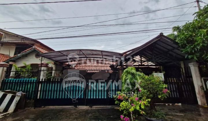 Dijual Rumah Luas 11 kamar Tidur Di Cempakah Putih Jakarta Pusat