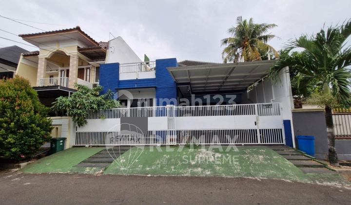 Dijual rumah Anti Banjir Untuk Keluarga Besar di Pondok Kelapa