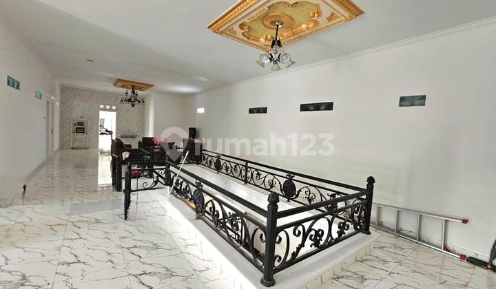 Dijual Rumah Hook di Boulevar Hijau Harapan Indah  2