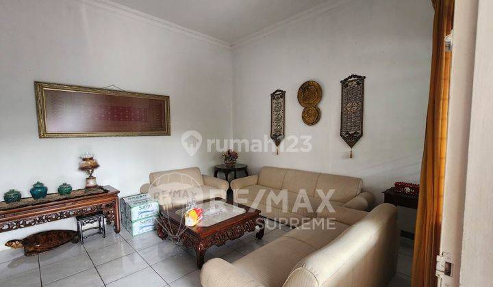 Dijual Rumah Mewah Posisi Hook Asri di Kayuputih Hadap Barat 1