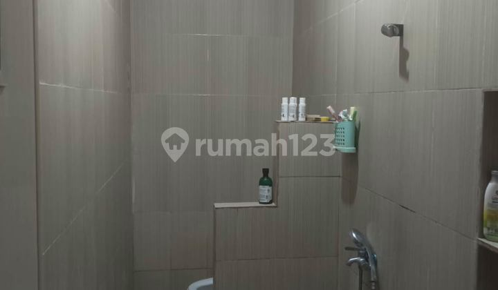 For Sale Boarding House Strategic Investment Opportunity in Angke 2