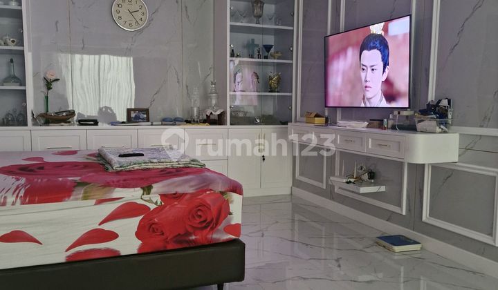 Rumah 3 Lantai Siap Huni Lokasi Premium Rumah SHM di Jl. Sutera Onyx III No.1 no 6, Pakualam, Kec. Serpong Utara, Kota Tangerang Selatan, Banten 15320, Serpong Utara 2