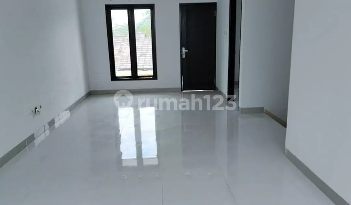 Nyaman & Strategis! Dijual Rumah 2 Lantai Minimalis Sangkuriang