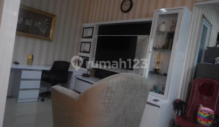 Rumah Modern 2 Lantai Asri Dan Nyaman