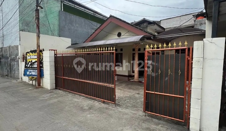 Rumah 2 Lantai Nyaman di Bawah Harga Pasaran Jatibening - Bekasi